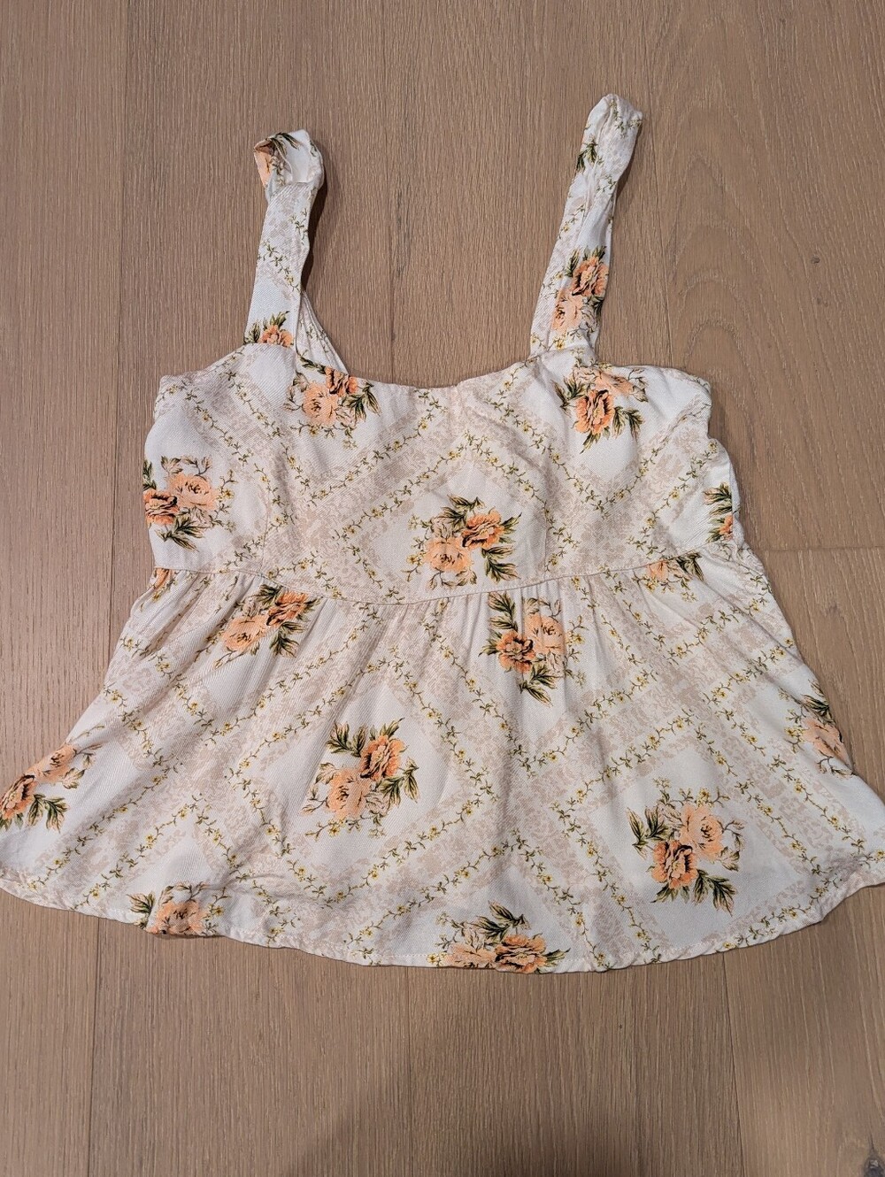 Floral White & Peach Sleeveless Romantic Tank Top
